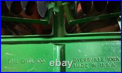 ^1960s VINTAGE JOHN DEERE 4 PIECE SET WITH RARE END LOADER TRACTOR