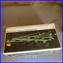1/16 Ertl Precision Classics #6 John Deere 5-Bottom Moldboard Plow