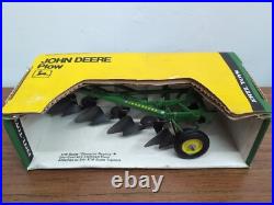 1/16 Ertl Toy John Deere 4 Bottom Plow in Yellow Top Box