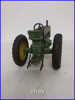1/16 Eska 1950s John Deere 620 Toy Tractor With plow
