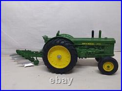 1/16 Eska Ertl John Deere R Tractor with 4 Bottom Plow m