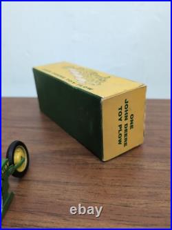 1/16 Eska Farm Toy John Deere 4 bottom plow Tractor Implement With Box Shepherd