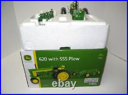 1/16 JOHN DEERE 620 with 555 PLOW PRECISION HERITIGE SERIES NIB new toy