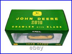 1/16 John Deere 2010 Crawler With Blade Plow City Show Ertl