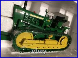 1/16 John Deere 2010 Crawler With Blade Plow City Show Ertl New in Box