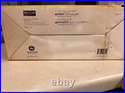 1/16 John Deere M Tractor With 2 Bottom Plow