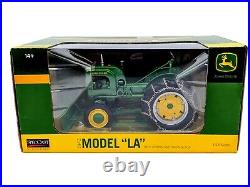 1/16 John Deere Model LA Tractor With Chains and Snow Blade