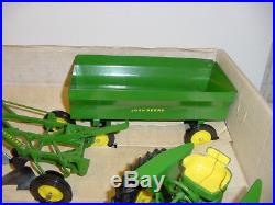 1/16 Vintage John Deere 4020 Tractor/PlowithDisc/Wagon Set by ERTL WithBox! WOW