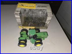 1/32 Ertl John Deere 8760 4wd Tractor 2010 Plow City Farm Toy Show