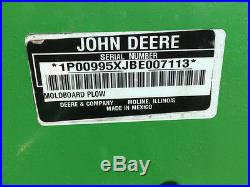 2011 John Deere 995 Plows