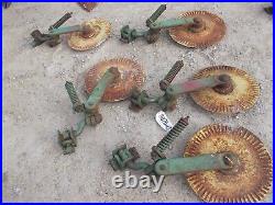 20 rolling coulter hub & John Deere plow holder 24-3051 spring JD bracket mount