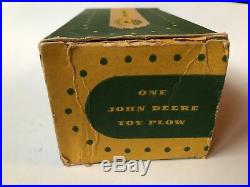 ANTIQUE EARLY JOHN DEERE TRACTOR 2 BOTTOM CYLINDER TOY PLOW with box Gift