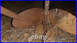 Antique John Deere BL hand plow. Handles are in perfect condition made of steel