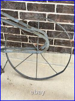 Antique Single Wheel Cultivator Plow Garden Tool Early John Deere Style