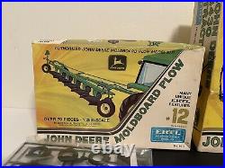 ERTL 1/25 JOHN DEERE 4430 tractor and moldboard plow