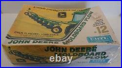 ERTL 1/25 John Deere Moldboard Plow Plastic Model Collectible Vintage NIB Sealed