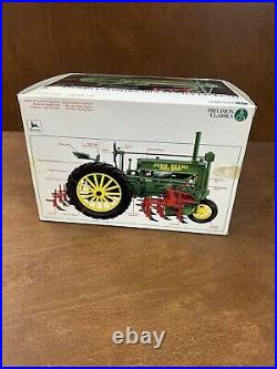 ERTL 5633 1/16th Precision John Deere A Tractor with 290 Series Cultivator