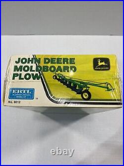 ERTL JOHN DEERE MOLDBOARD PLOW 1/25 Blueprint Model Kit #8012 Sealed Box