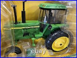 ERTL John Deere 4630 Tractor Plow City Toy Show 2006 1/16 NIB