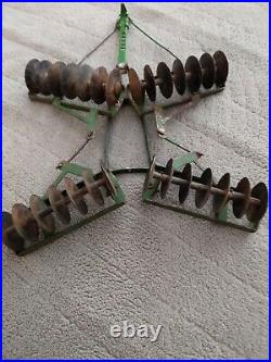 Ertl 1/16 John Deere 2 Bottom Plow and John Deere Disc Ertl 1/16 John Deere 2 Bottom Plow and John Deere Disc
