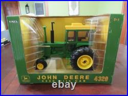 Ertl 1/16 Scale 2005 Plow City Toy Show John Deere 4320 With Cab Nib