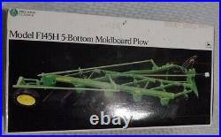 Ertl 1/16 Scale John Deere F145h-5 Bottom Molboard Plow Nib # 16 Coin & P/work Ertl 1/16 Scale John Deere F145h-5 Bottom Molboard Plow Nib # 16 Coin & P/work