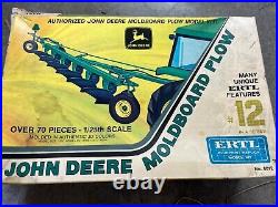 Ertl 8012 John Deere Moldboard Plow 125 KIT McM niob