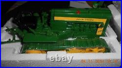 Ertl John Deere 420 Crawler 1/16 Scale Diecast Plow City Farm Toy Show 1998 NIB Ertl John Deere 420 Crawler 1/16 Scale Diecast Plow City Farm Toy Show 1998 NIB