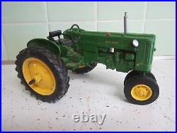 Ertl John Deere Model 40T Tractor Collectors Center Series No box or plow NICE