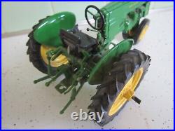 Ertl John Deere Model 40T Tractor Collectors Center Series No box or plow NICE