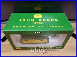 Ertl Plow City John Deere 1010 Crawler with Ripper Diecast 116