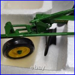 Ertl Precision Classics #6 John Deere 1/16 Model F145H 5-Bottom Moldboard Plow