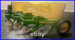 Eska John Deere 4 bottom plow With Box 1/16