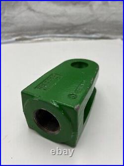 Hydraulic Cylinder Rod End R82294 Fits John Deere 610 735 960 980 985 1690 1810