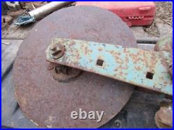 JOHN DEERE PLOW FRONT COULTER ROLLING CUTTER WithMOUNTING BRACKET MT2 M MT JOHN DEERE PLOW FRONT COULTER ROLLING CUTTER WithMOUNTING BRACKET MT2 M MT
