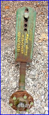 John Deere 1350 1450 2350 2450 moldboard plow gauge wheel axle-hub-mounting brkt