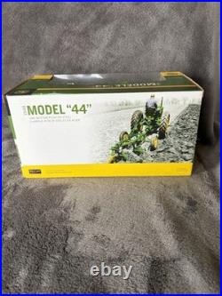 John Deere 1948 Model 44 2B On Steel 1/16 Diecast Farm Replica by SpecCast