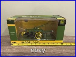 John Deere 1948 Model 44 2B On Steel 1/16 Diecast Farm Replica by SpecCast