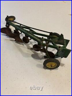 John Deere 1970s ERTL Tractor Plow Cart -4 Pieces Vintage USA Cast iron