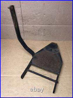 John Deere LT150 LT155 LT166 LT160 LT180 LawnMower 44 Front Blade Pivot Bracket