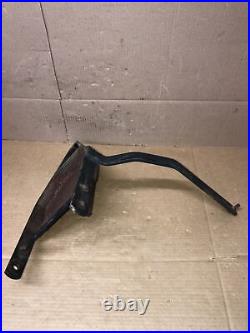 John Deere LT150 LT155 LT166 LT160 LT180 LawnMower 44 Front Blade Pivot Bracket