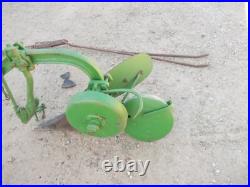 John Deere L JD Tractor 1-bottom plow with hand lift