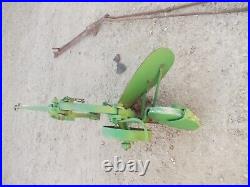 John Deere L JD Tractor 1-bottom plow with hand lift