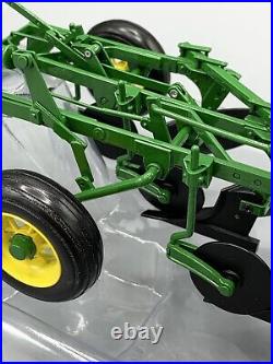 John Deere Model 55 Three Plow Bottom Plow 1/16 Diecast Farm Implement SpecCast John Deere Model 55 Three Plow Bottom Plow 1/16 Diecast Farm Implement SpecCast