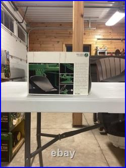 John Deere Precision Classic #6 F145H 5-Bottom Moldboard Plow 116 Scale