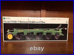 John Deere Precision Classic #6, Model F145H 5-Bottom Moldboard Plow 116