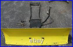John Deere snow blade 42-in. For lawn mower tractor hook-up attachment