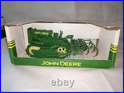 Lindeman Crawler with Cultivator JDM-190 in original box