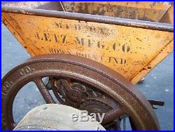 Old JOHN DEERE PLOW COMPANY LETZ Feed Grinder Burr Mill Hit Miss Gas Engine NICE
