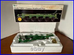 Precision Classics #6 John Deere F145H 5-Bottom Moldboard Plow (New in Box) Precision Classics #6 John Deere F145H 5-Bottom Moldboard Plow (New in Box)